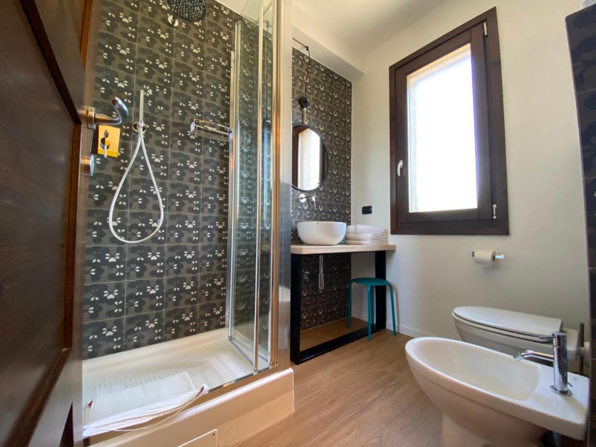 La Tortorella Room & Apartment Tortolì Dış mekan fotoğraf