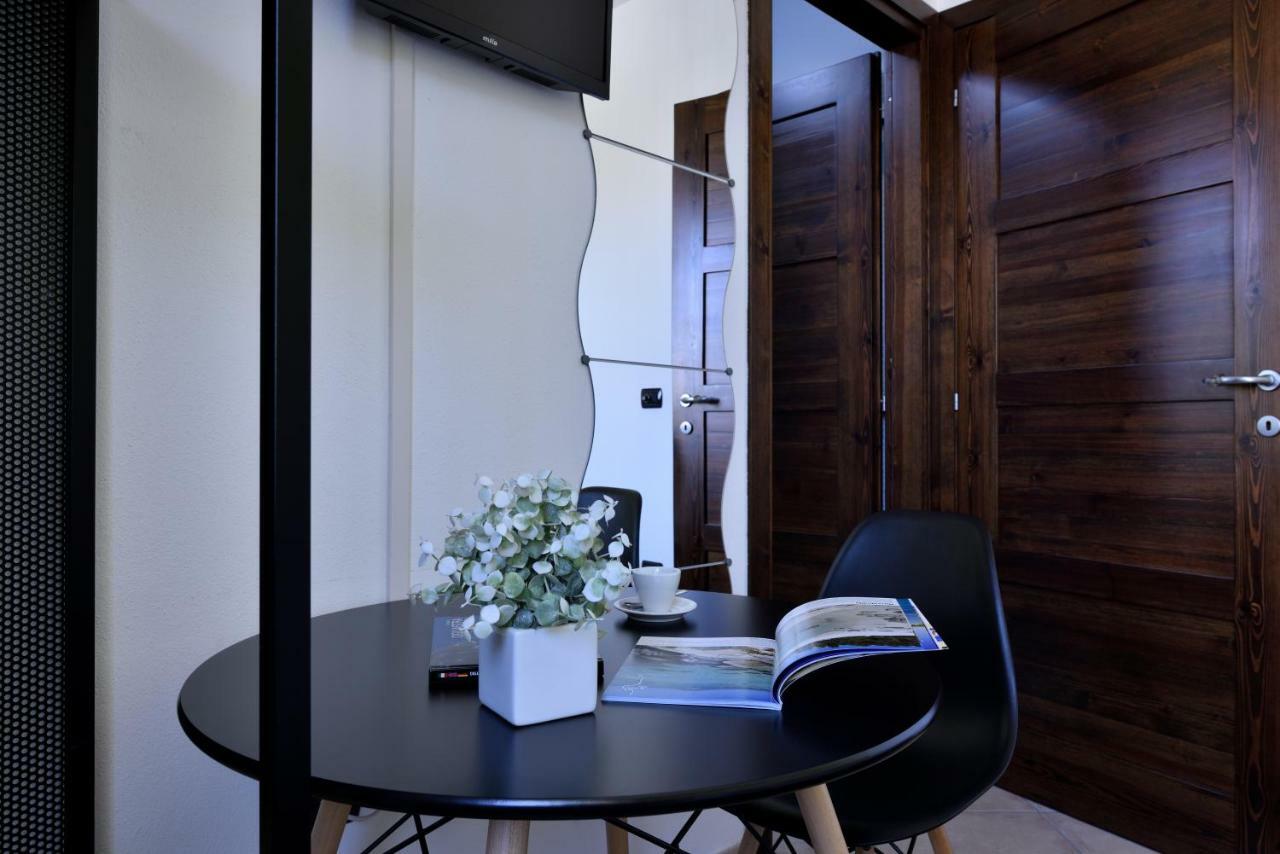 La Tortorella Room & Apartment Tortolì Dış mekan fotoğraf
