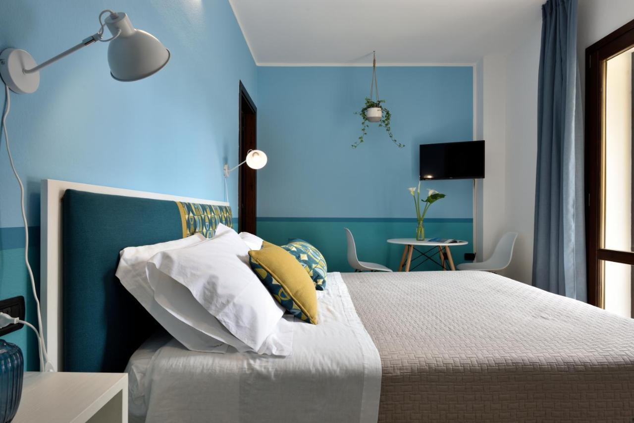 La Tortorella Room & Apartment Tortolì Dış mekan fotoğraf